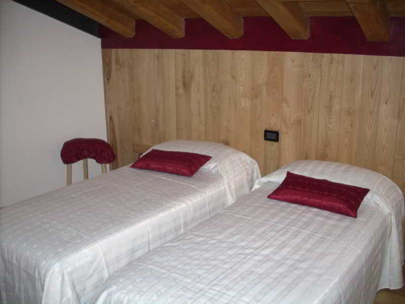 Miane B&B Ernestina מראה חיצוני תמונה